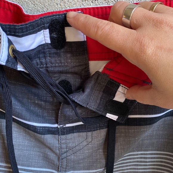 O’Neill Horizon Stripe Boardshorts - Picture 9 of 12